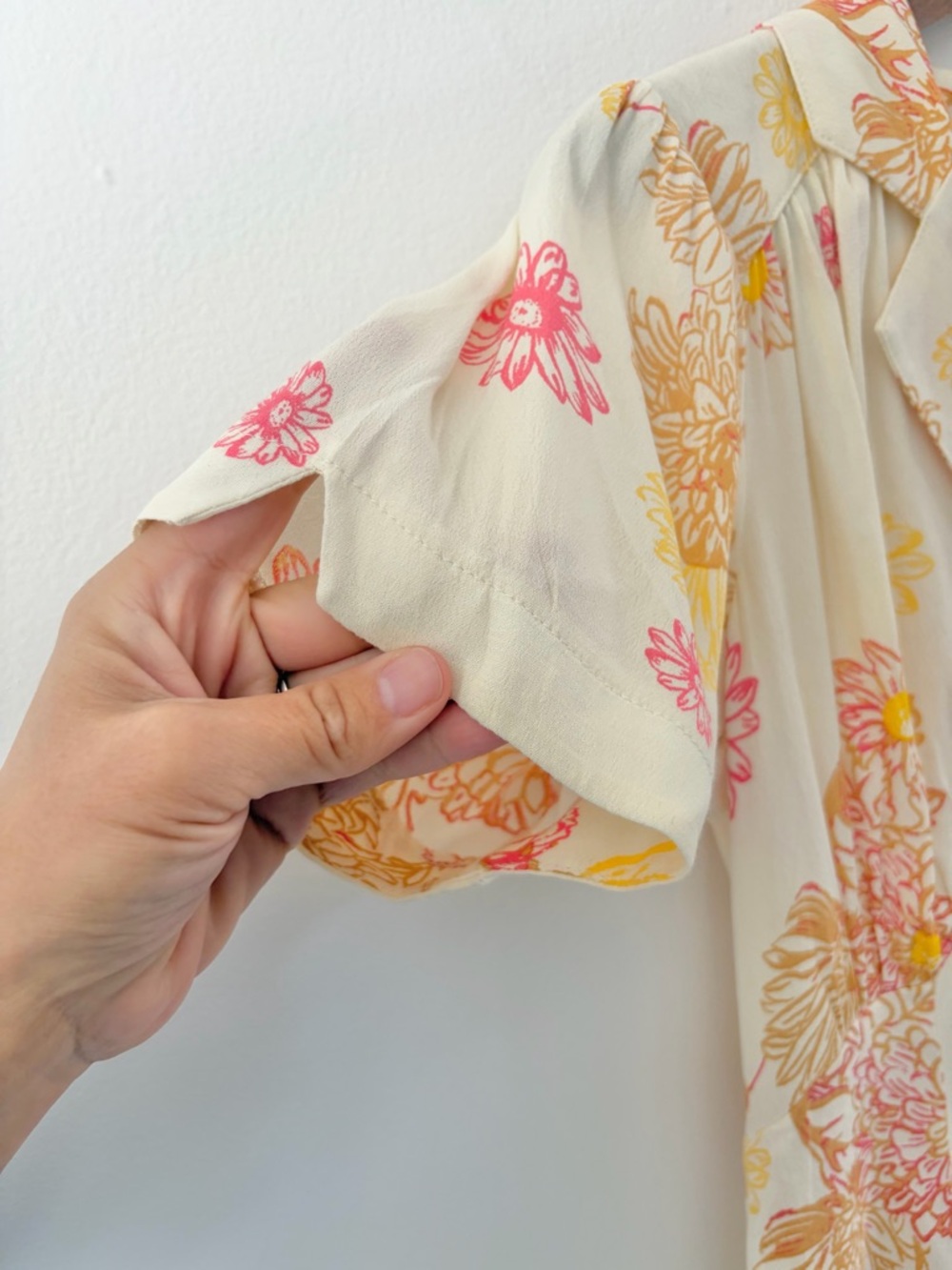 Free People Cream & Yellow Floral Short Sleeve Collared Blue Hawaii Mini Dress - Picture 7 of 13